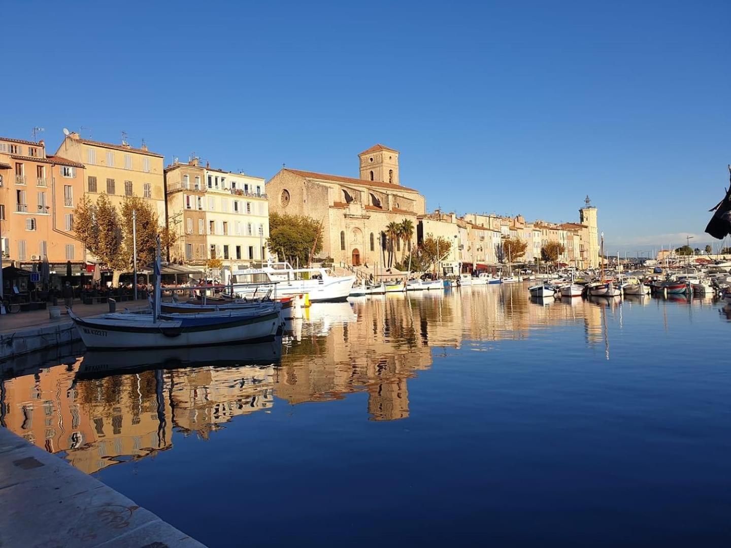 Villa Andalucia, Pisc Chauf Mai A Sept La Ciotat Bagian luar foto